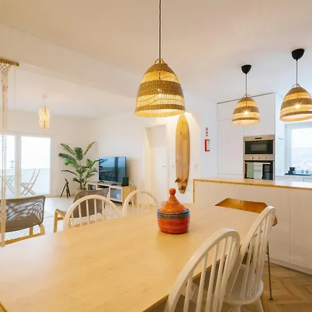 Apartment Sarava With Sea View In Buarcos *
