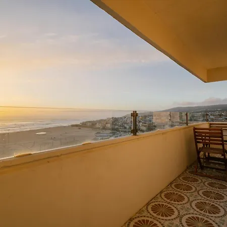 Sarava With Sea View In Buarcos *